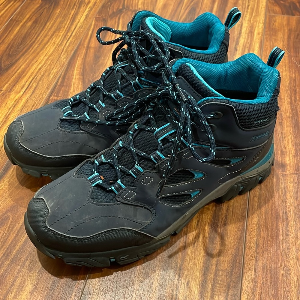 🥾 Regatta hiking boots size 9 women's blue aqua